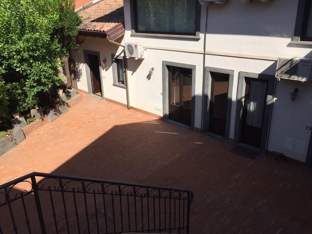 Domus Giuliae Hotel Trecastagni Exterior foto